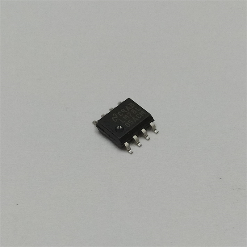 LM78L05 SMD STMicroelectronics DİĞER ENTEGRELER